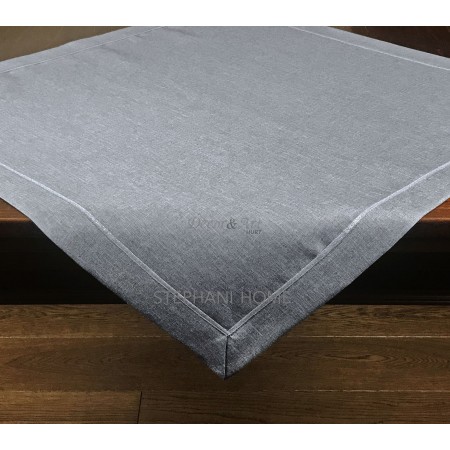 Obrus len z lamówką 80x80 cm prostokąt szary z srebrną lamówką STP-002