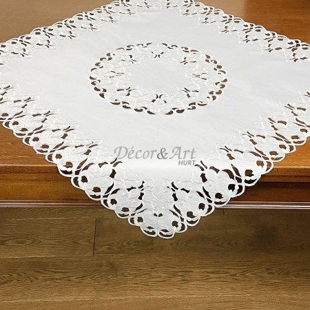 Obrus haftowany 85x85 cm kwadrat biały DA-121058