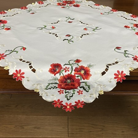 Obrus haftowany 85x85 cm kwadrat biały DA-S13005N