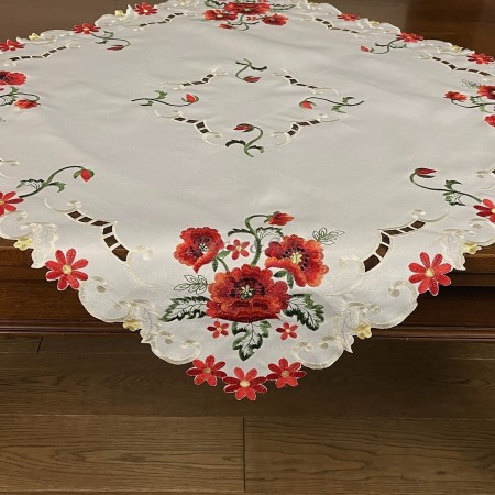 Obrus haftowany 85x85 cm kwadrat ecru DA-S13005N