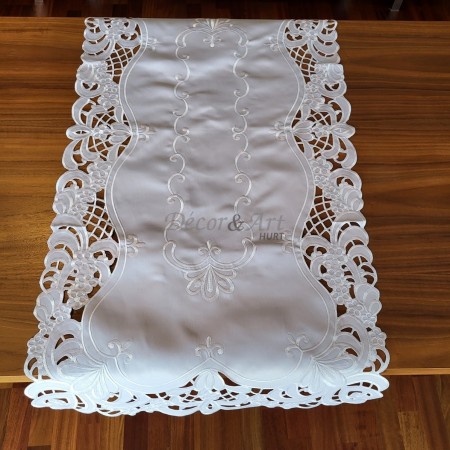 Bieżnik haftowany 60x120 cm prostokąt biały DA-16223