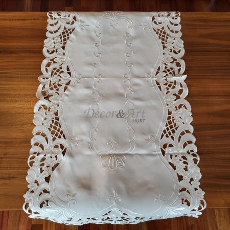 Bieżnik haftowany 60x120 cm prostokąt ecru DA-16223